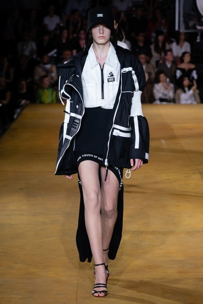 Burberry 2025 logo dress